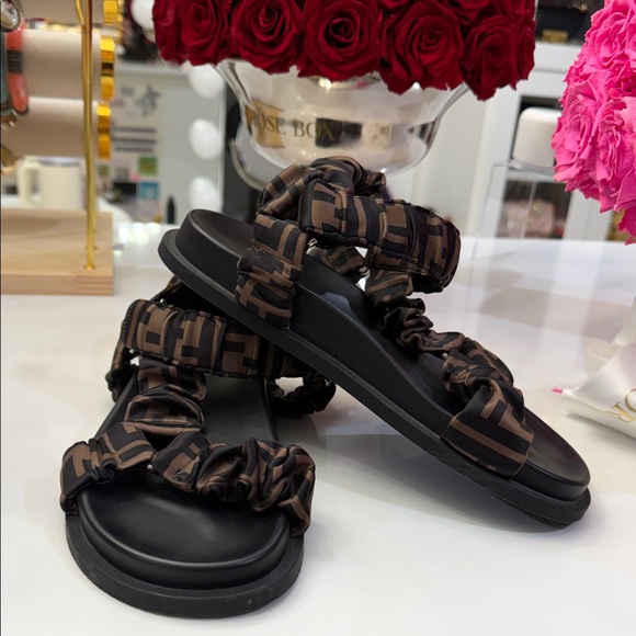 FENDI FF print flat sandals/satin